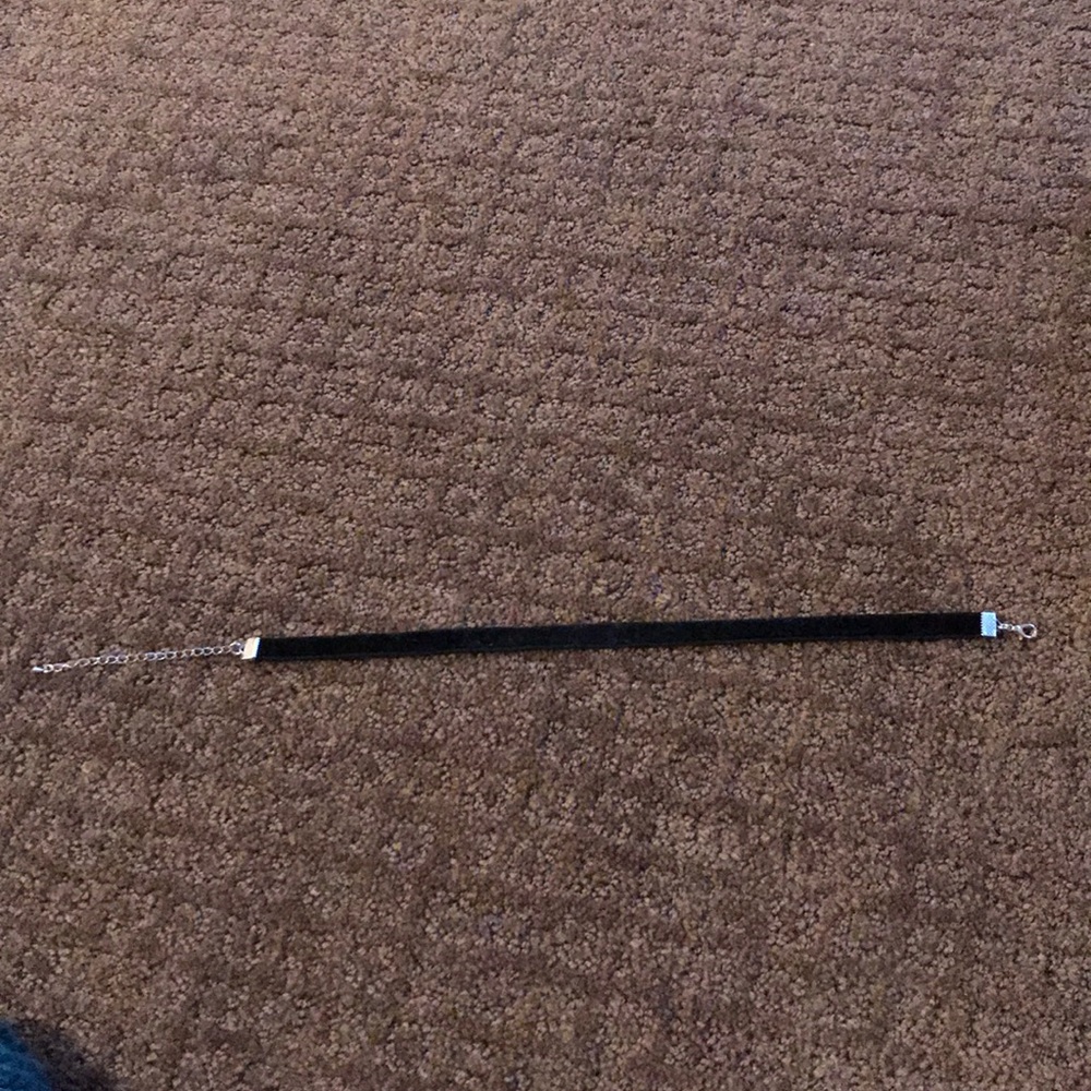 black velvet choker